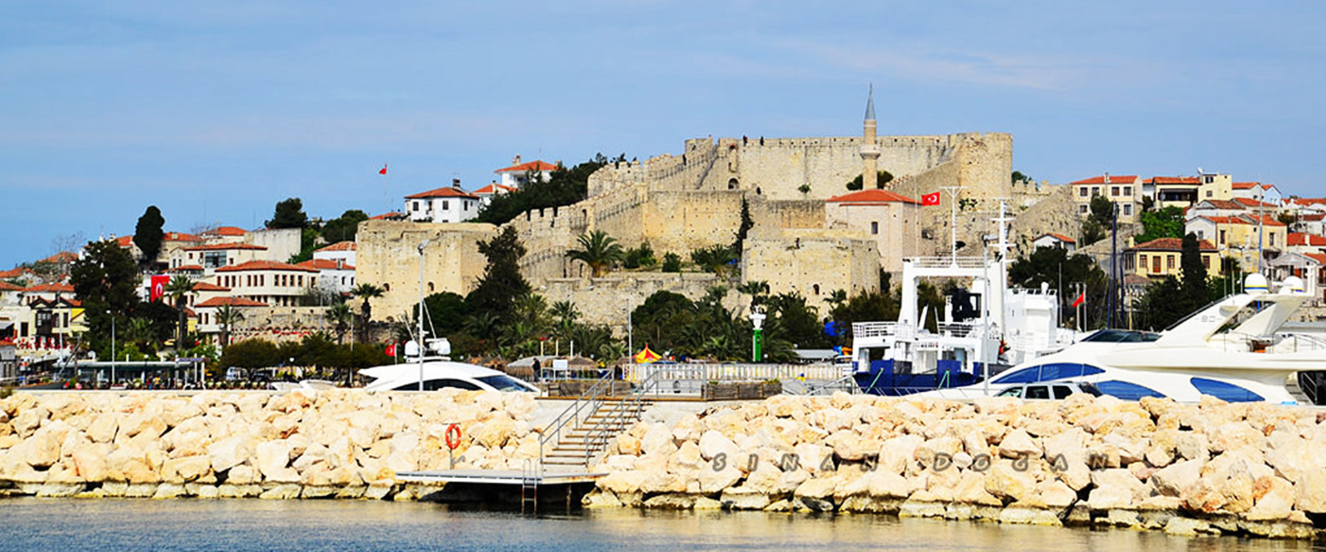 Çeşme Kalesi