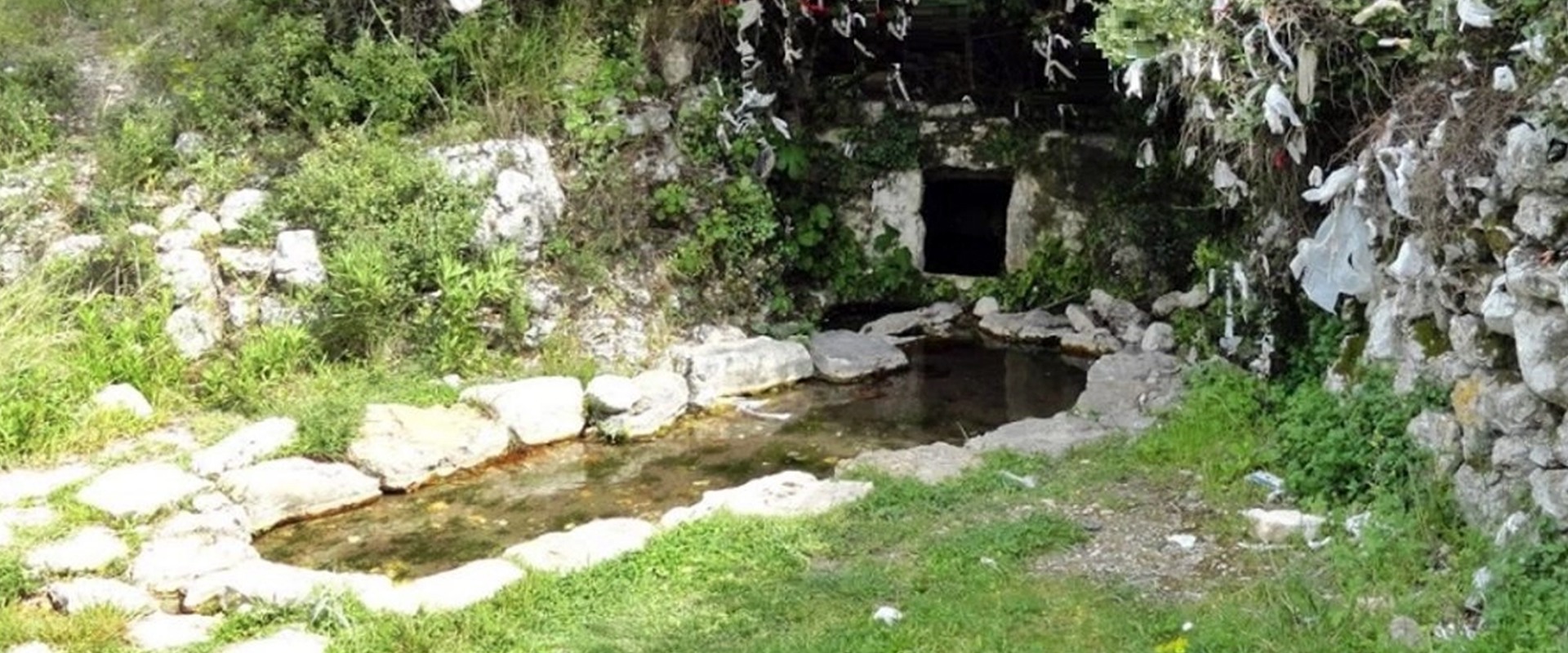 Narkissos Şu Pınarı