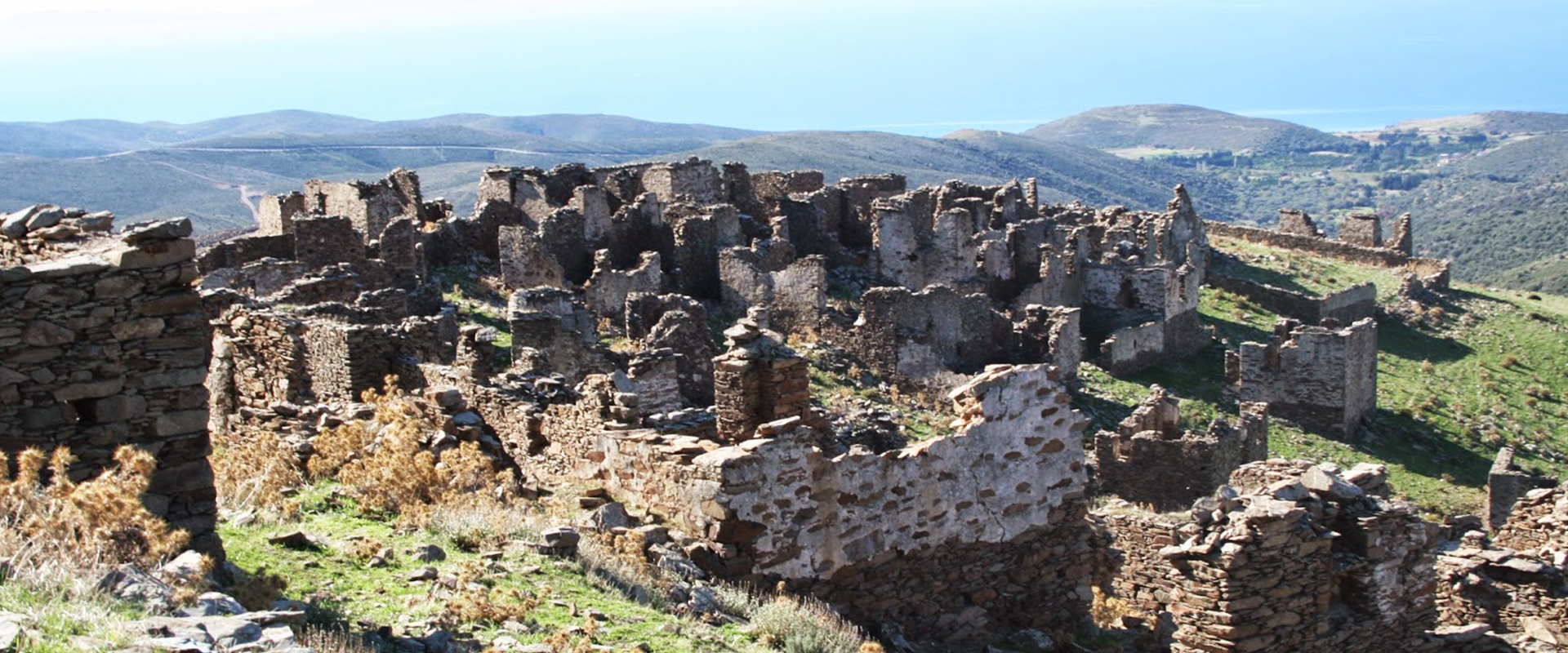 Sazak (terk edilmiş eski rum köyü)
